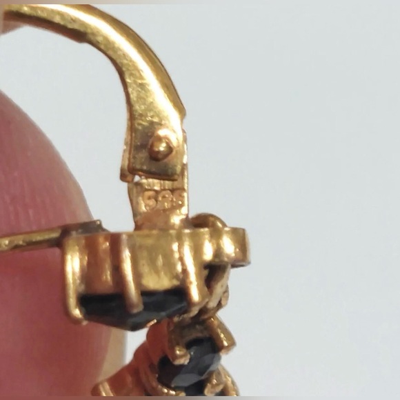 ❌SOLD❌ GORGEOUS Bohemian Garnet Teardrop Dangle Earrings Victorian, 14K Gold - Picture 5 of 9